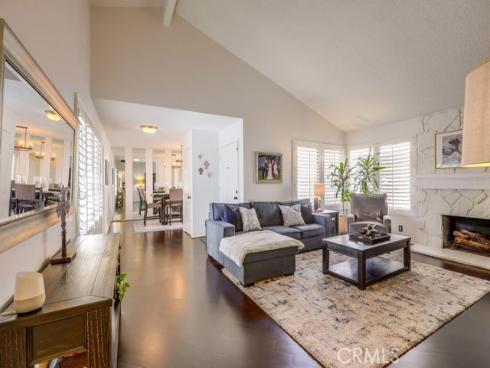 1903 E Fruit   Street, Santa Ana, CA