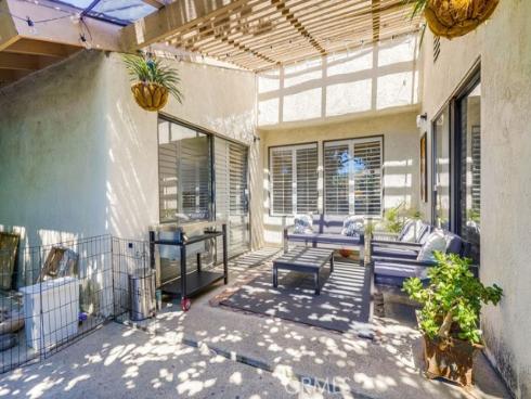 1903 E Fruit   Street, Santa Ana, CA