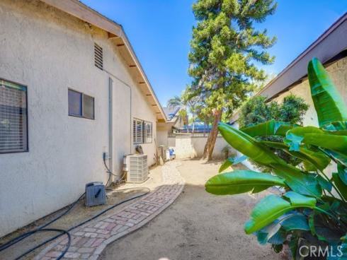 1903 E Fruit   Street, Santa Ana, CA