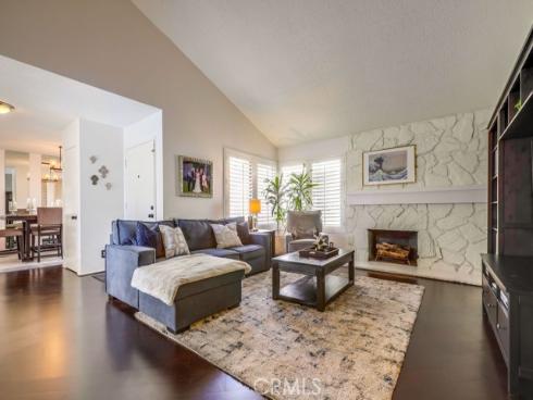 1903 E Fruit   Street, Santa Ana, CA