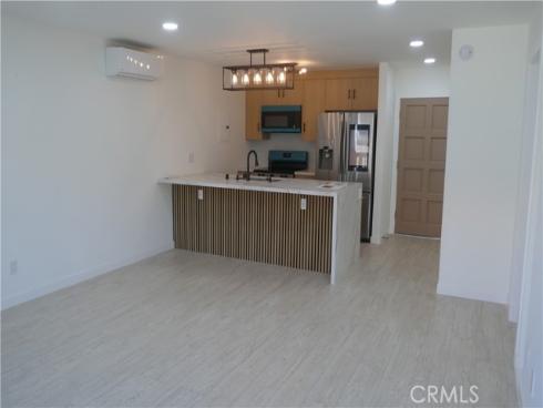 2521 W Sunflower D4 Avenue, Santa Ana, CA