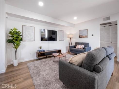 3500 S. Greenville Street F3