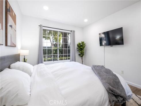 3500 S Greenville  F3  Street, Santa Ana, CA