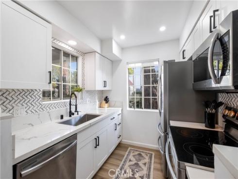 3500 S Greenville  F3  Street, Santa Ana, CA