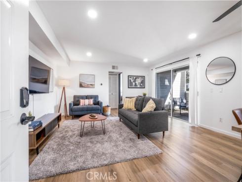 3500 S Greenville  F3  Street, Santa Ana, CA