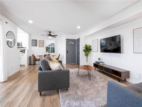 3500 S Greenville  F3  Street, Santa Ana, CA