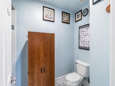 1084  Cabrillo Park # B  , Santa Ana, CA