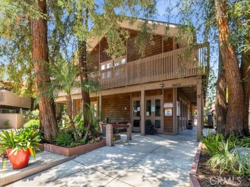 1084  Cabrillo Park # B  , Santa Ana, CA