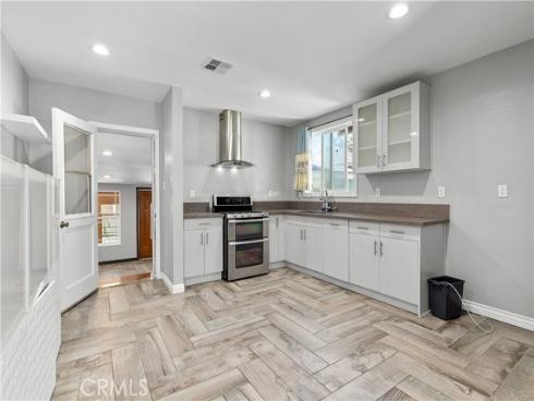 4512  W Watkins  , Santa Ana, CA