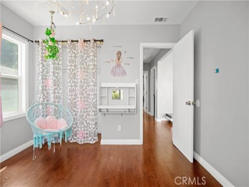 4512  W Watkins  , Santa Ana, CA