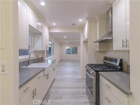 1435  Orange  , Santa Ana, CA