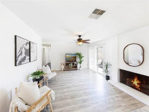 1830 E 19th  3  Street, Santa Ana, CA