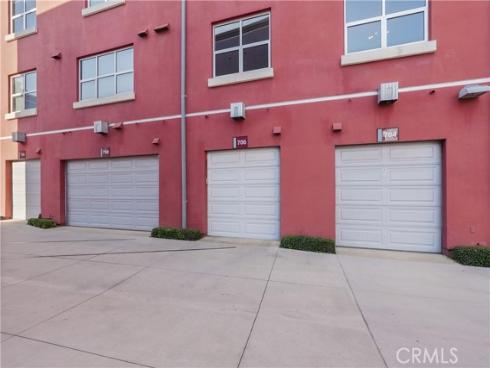 706 N Santiago   Street, Santa Ana, CA