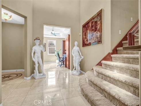 1907 W Meadowbrook Drive, Santa Ana, CA