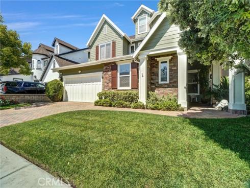 1907 W Meadowbrook Drive, Santa Ana, CA