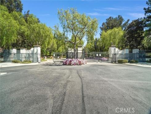 1907 W Meadowbrook Drive, Santa Ana, CA