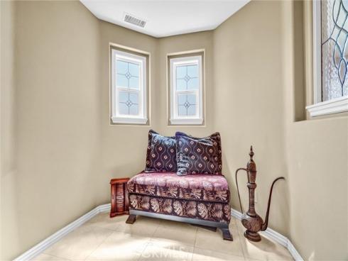 1907 W Meadowbrook Drive, Santa Ana, CA