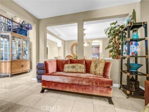 1907 W Meadowbrook Drive, Santa Ana, CA