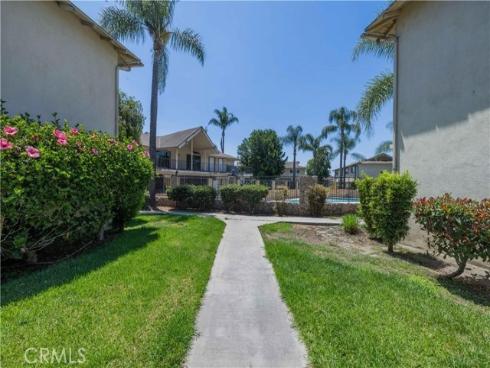 1602 N King  E1  Street, Santa Ana, CA