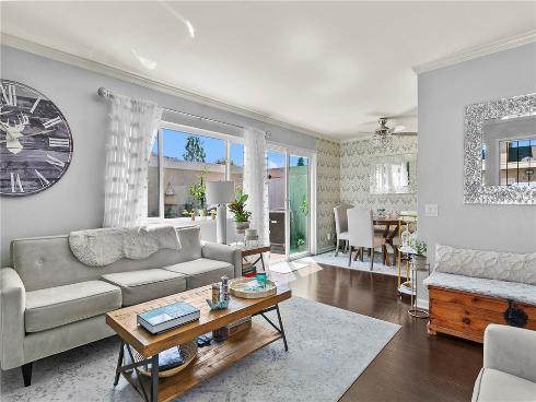 250 Carriage , Santa Ana, CA