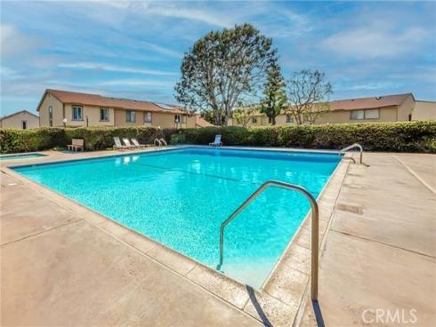 250 Carriage , Santa Ana, CA