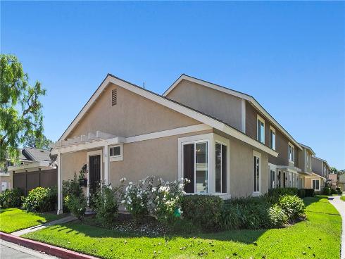 250 Carriage , Santa Ana, CA