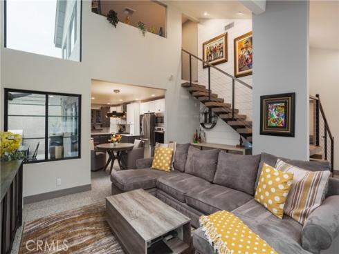 1916  Bay Crest St  , Santa Ana, CA