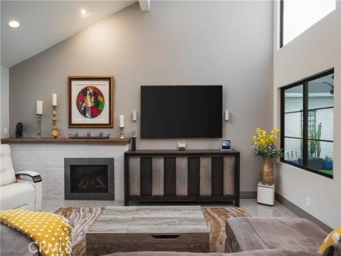 1916  Bay Crest St  , Santa Ana, CA