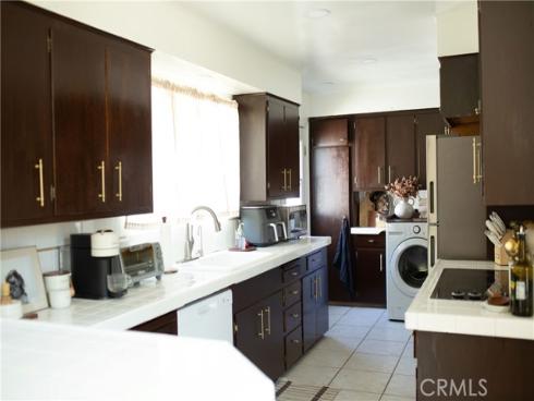 715 E Mcfadden  , Santa Ana, CA