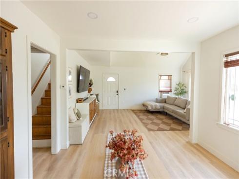 715 E Mcfadden  , Santa Ana, CA