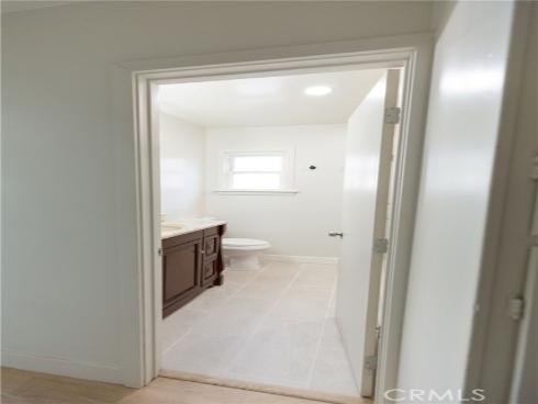 715 E Mcfadden  , Santa Ana, CA