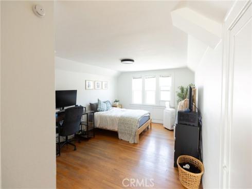 715 E Mcfadden  , Santa Ana, CA