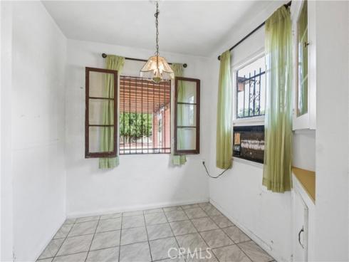 627 E Bishop  , Santa Ana, CA