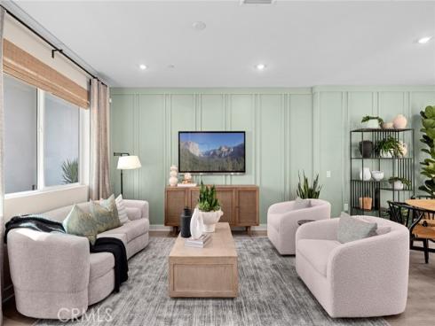 1814  E. 1st  320  Street, Santa Ana, CA