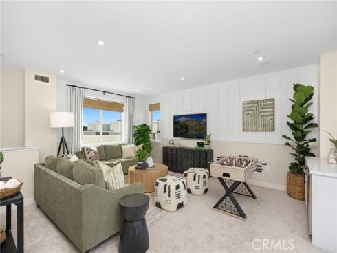 1814  E. 1st  320  Street, Santa Ana, CA