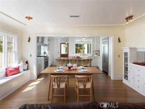 2556 N Valencia Street, Santa Ana, CA