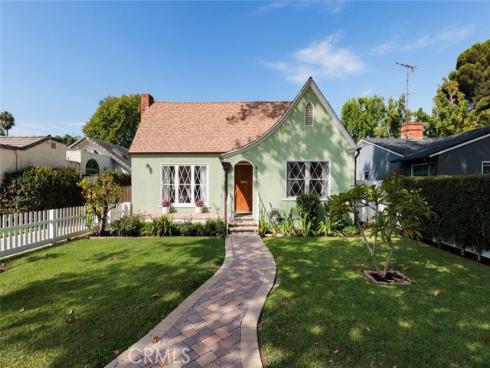 2556 N Valencia Street, Santa Ana, CA