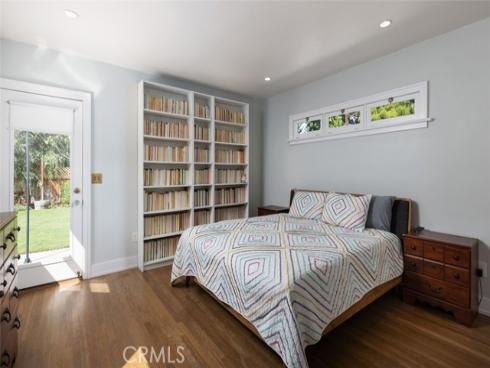 2556 N Valencia Street, Santa Ana, CA