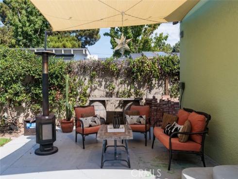 2556 N Valencia Street, Santa Ana, CA