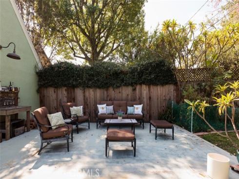 2556 N Valencia Street, Santa Ana, CA