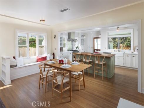 2556 N Valencia Street, Santa Ana, CA