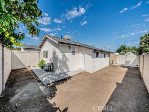 825 N Raitt   Street, Santa Ana, CA