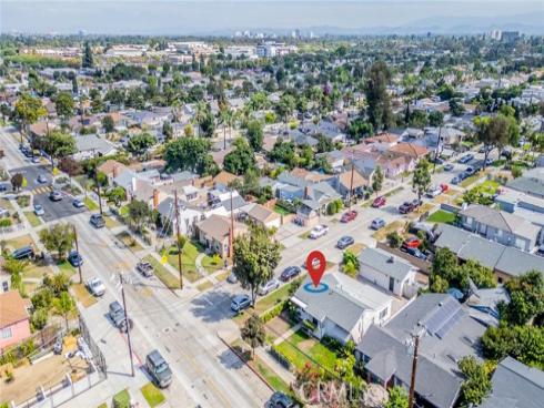 825 N Raitt   Street, Santa Ana, CA