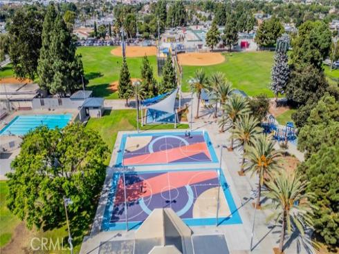 825 N Raitt   Street, Santa Ana, CA