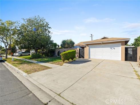 2321  Downie   Place, Santa Ana, CA