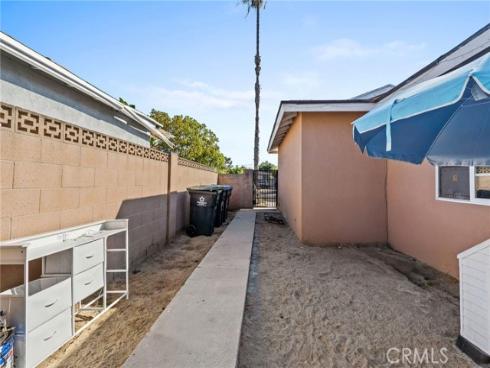 2321  Downie   Place, Santa Ana, CA