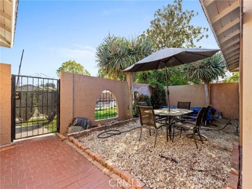 2321  Downie   Place, Santa Ana, CA