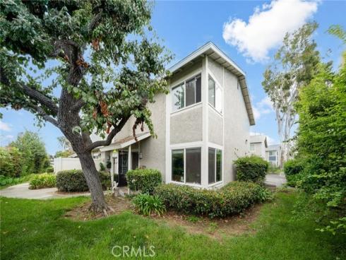 2424 S. Laurelwood 143