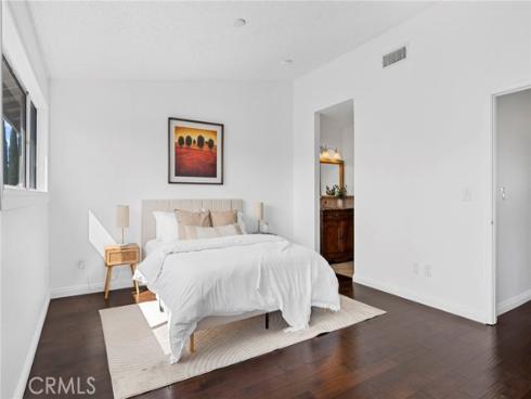 5112 W 1st  C , Santa Ana, CA