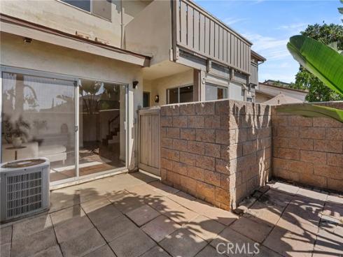 5112 W 1st  C , Santa Ana, CA